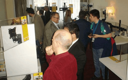 69541dbb4076bf2b5b3b182b020b0df0_eluosi.gif